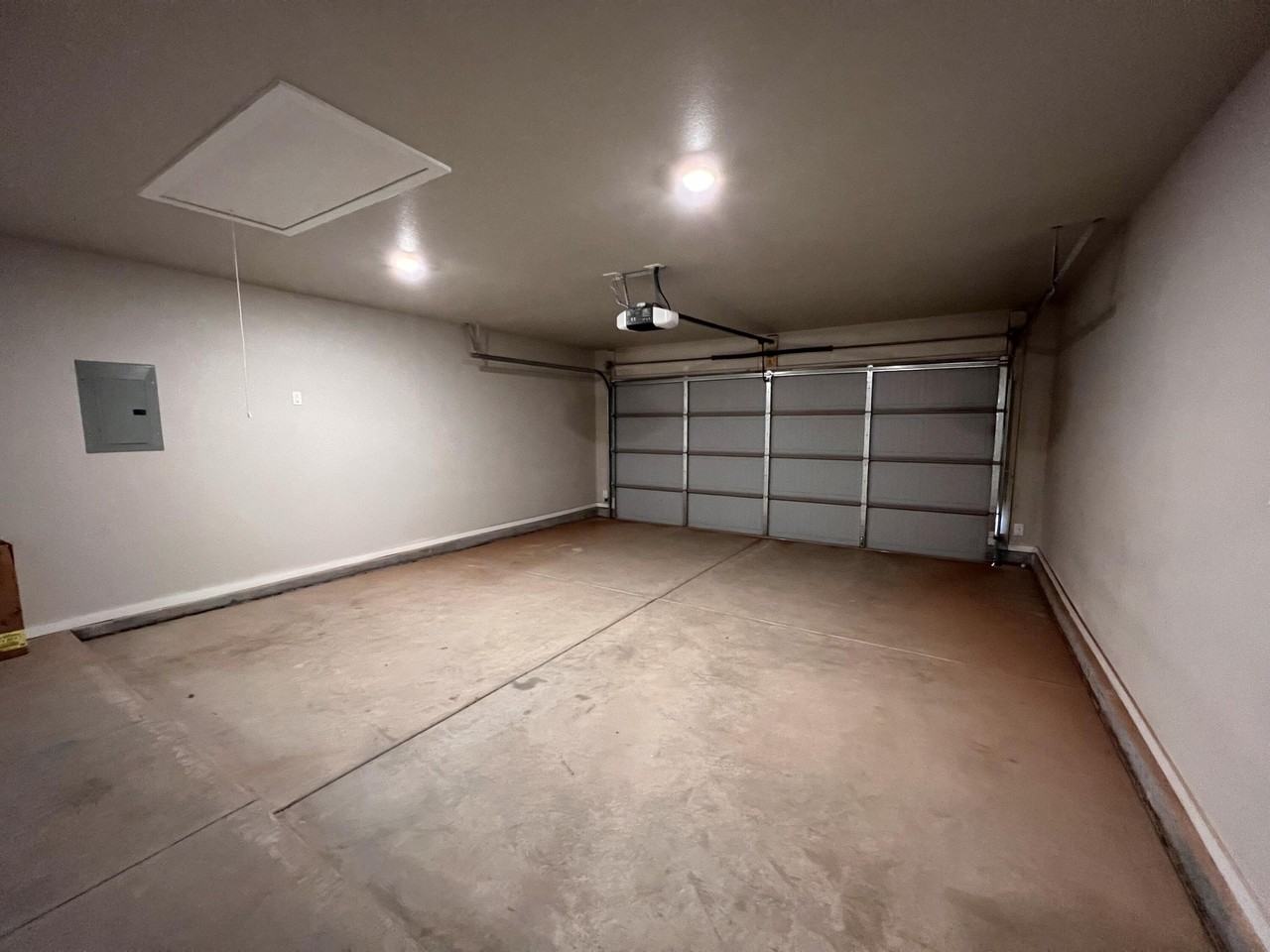2118 N Texas Ave - Photo 5 of 23