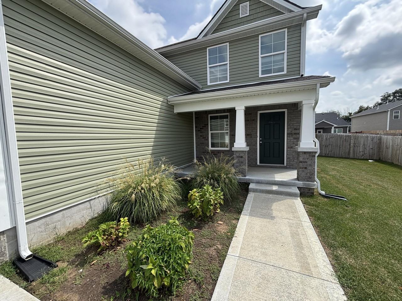 156 Landry Ln - Photo 2 of 22
