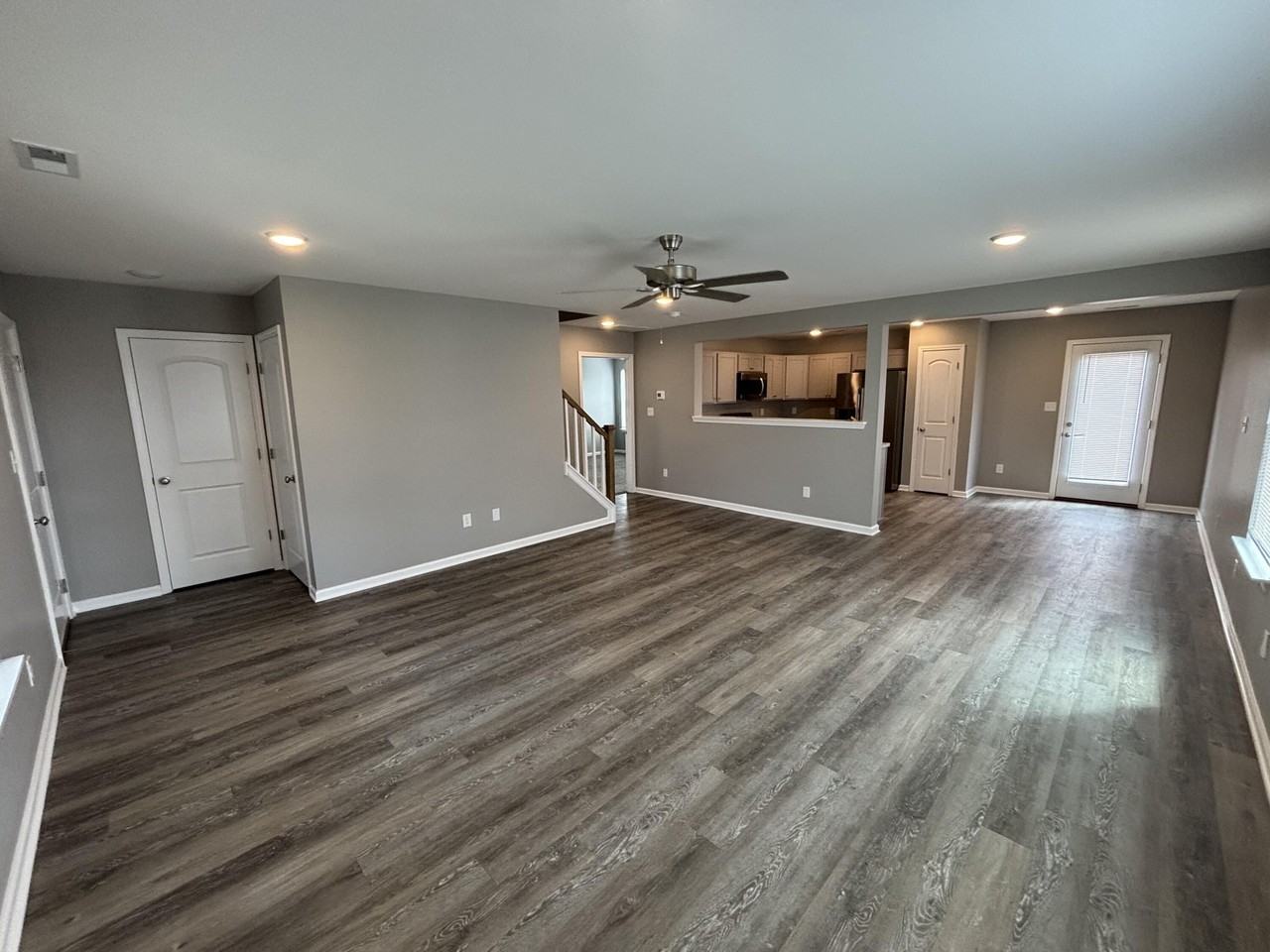 156 Landry Ln - Photo 3 of 22