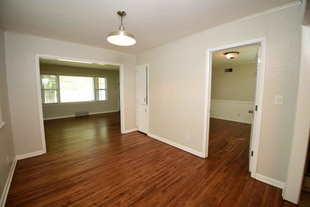 10 S 106th East Pl #1 - Photo 5 of 21