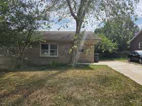 637 Eureka Springs Dr #A - Photo 1 of 1