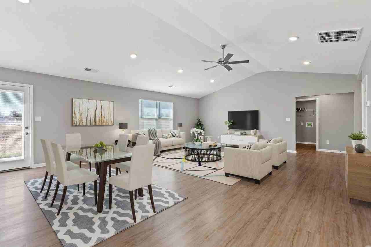 336 Pageant Dr - Photo 3 of 19
