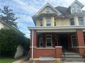 1638 W Walnut St #1 - Photo 1 of 1