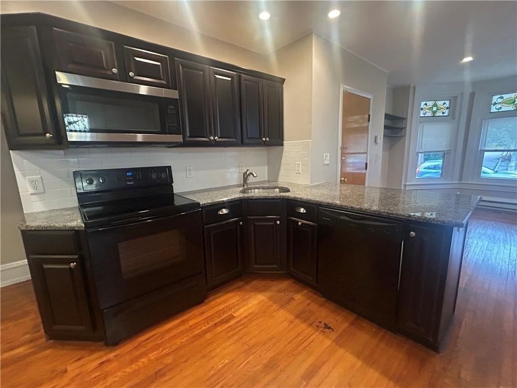 1638 W Walnut St #1 - Photo 5 of 20