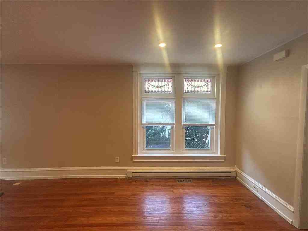 1638 W Walnut St #1 - Photo 7 of 20