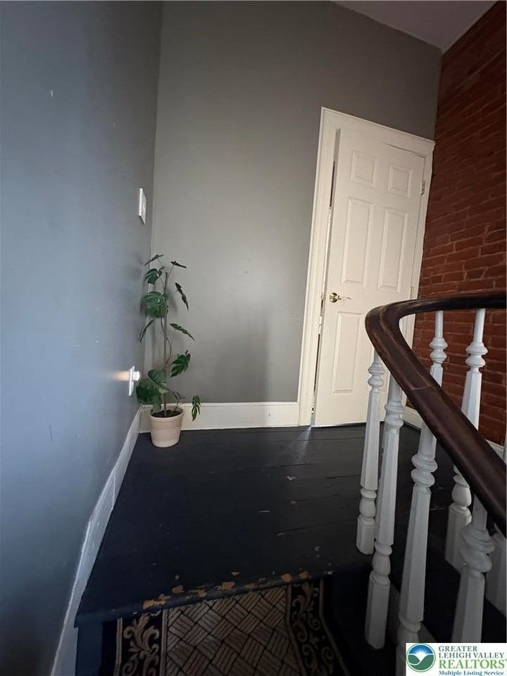 21 E North St #2ndFL - Photo 7 of 22