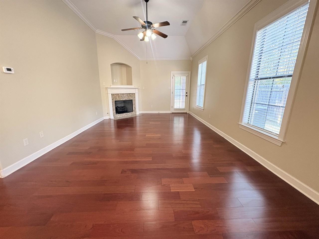 1457 Lagrange Crest Rd - Photo 5 of 37