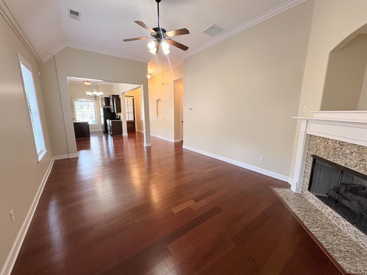 1457 Lagrange Crest Rd - Photo 6 of 37