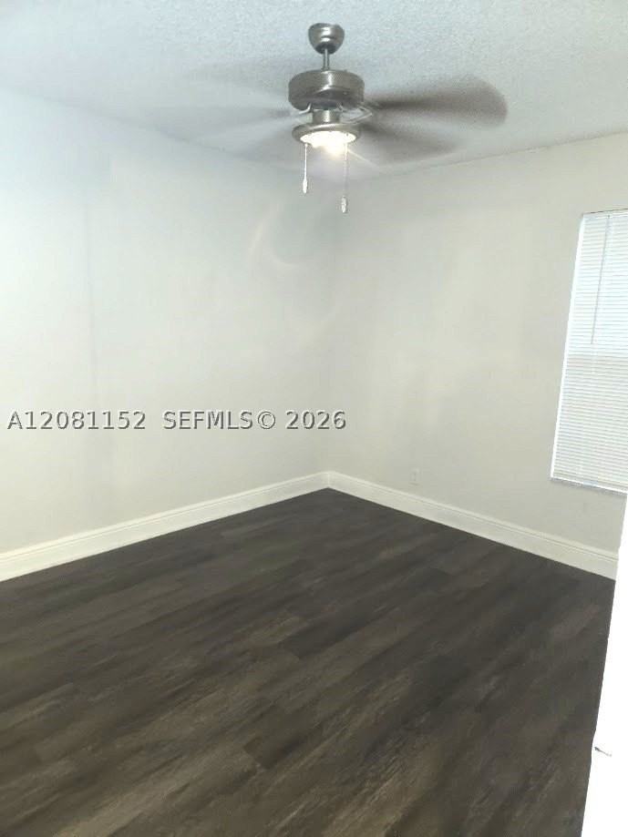 1561 Balfour Point Dr #F - Photo 5 of 8