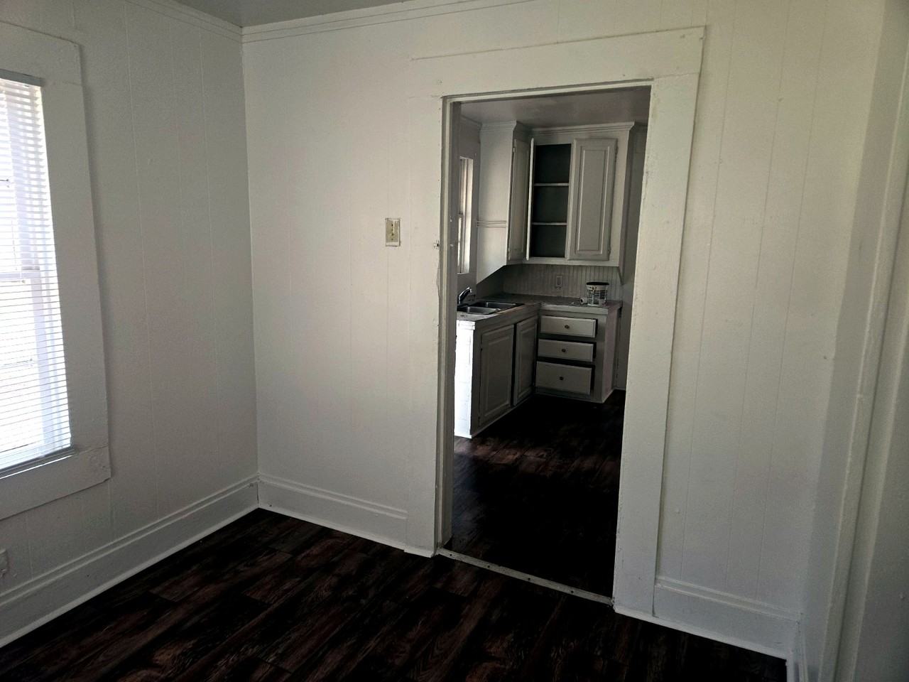 1205 Meisenheimer St #1 - Photo 4 of 7