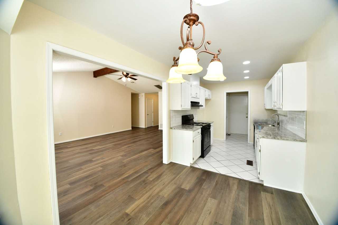 4419 W Madison Pl #1 - Photo 7 of 20