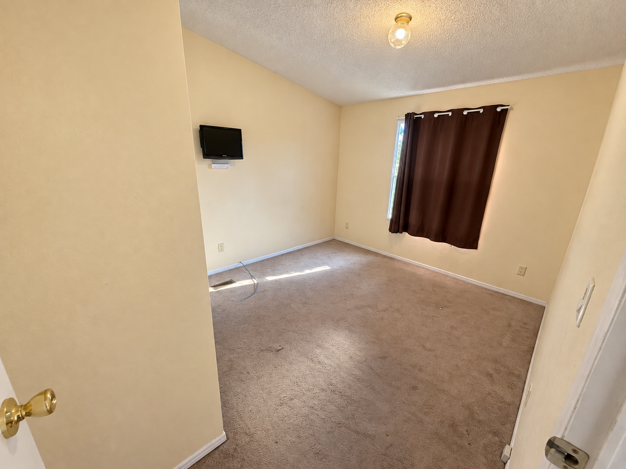 102 Palmer Ave #1 - Photo 5 of 9