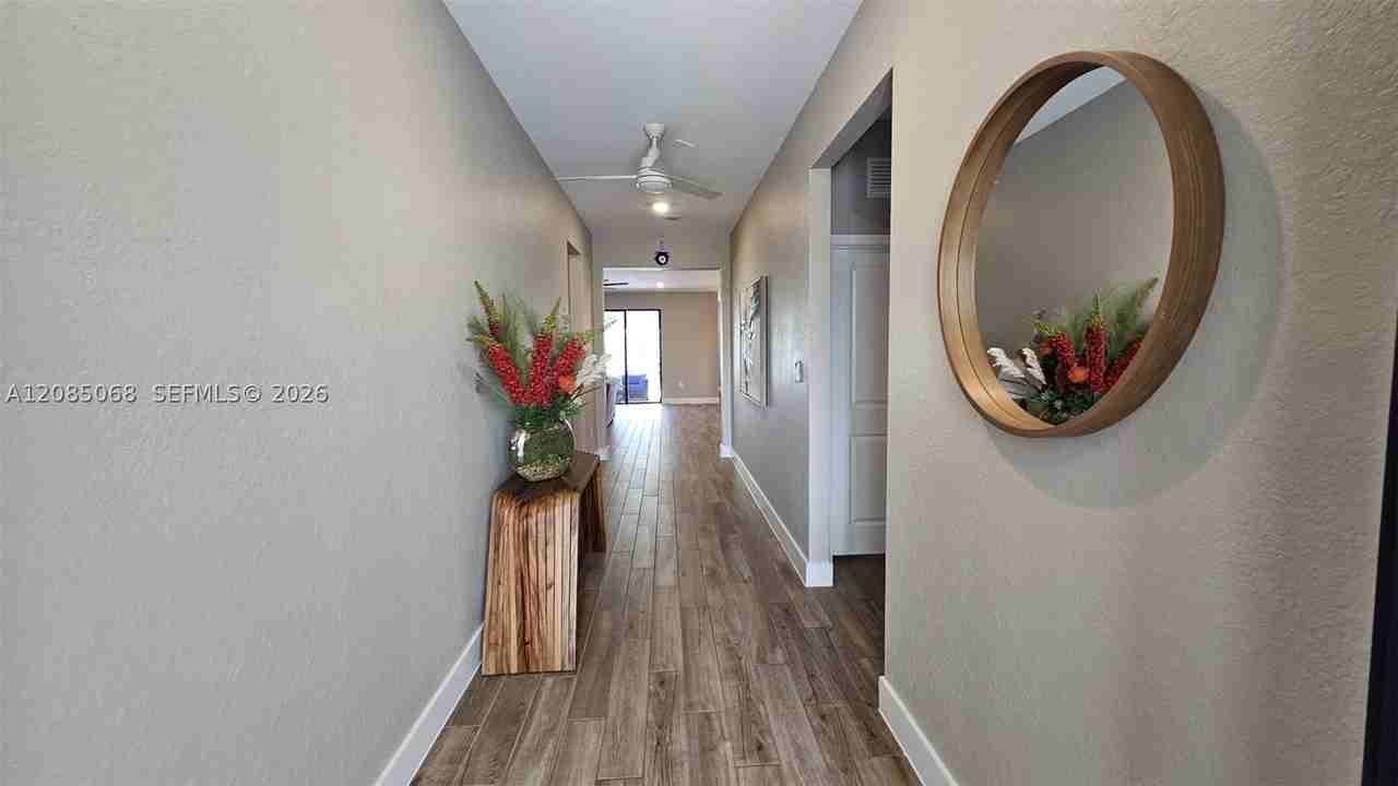 29352 Sw 178th Ave - Photo 5 of 36