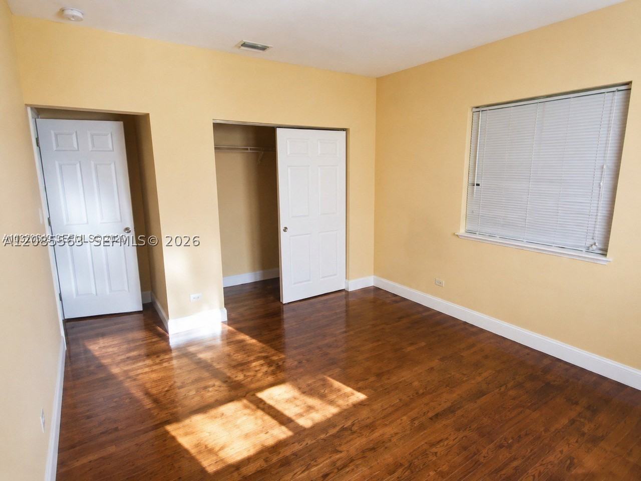 851 80th St #4 - Photo 4 of 7