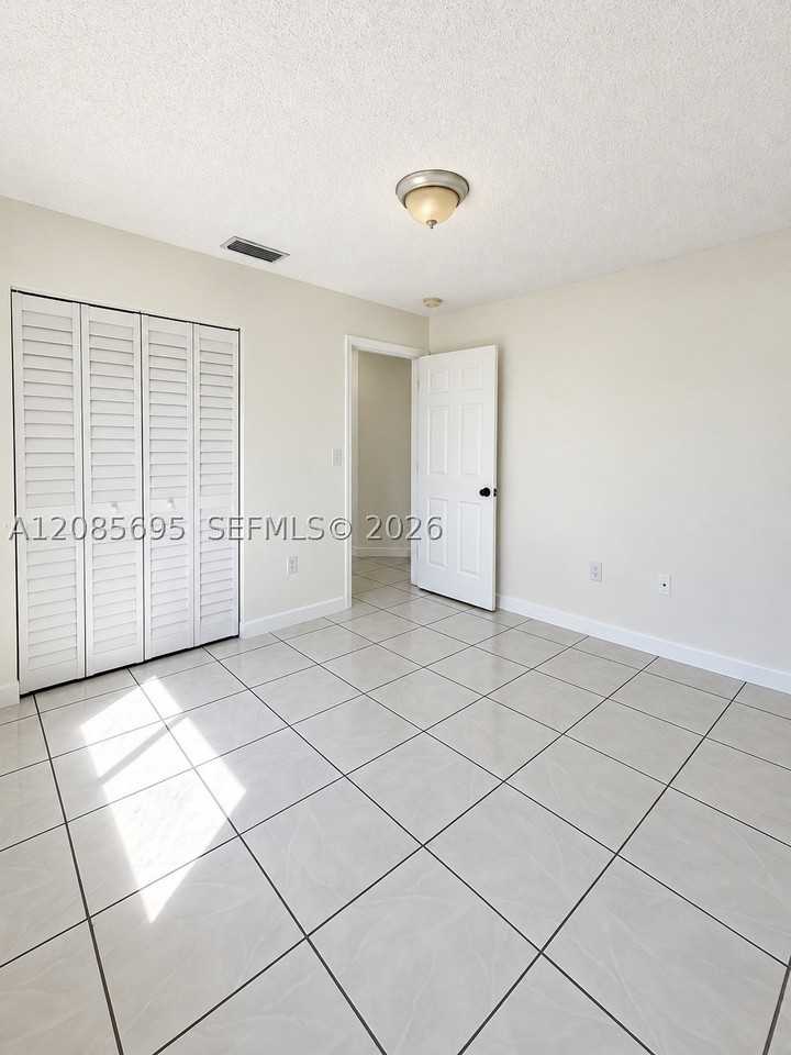 15848 Sw 299th Ter - Photo 2 of 9