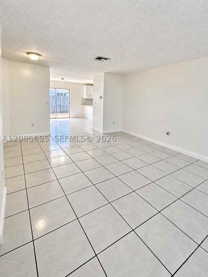 15848 Sw 299th Ter - Photo 5 of 9