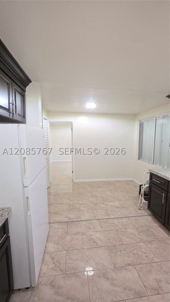 1629 Nw 125th St #1629 - Photo 3 of 12