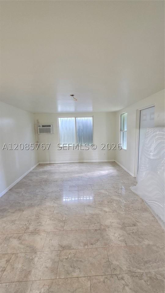 1629 Nw 125th St #1629 - Photo 5 of 12