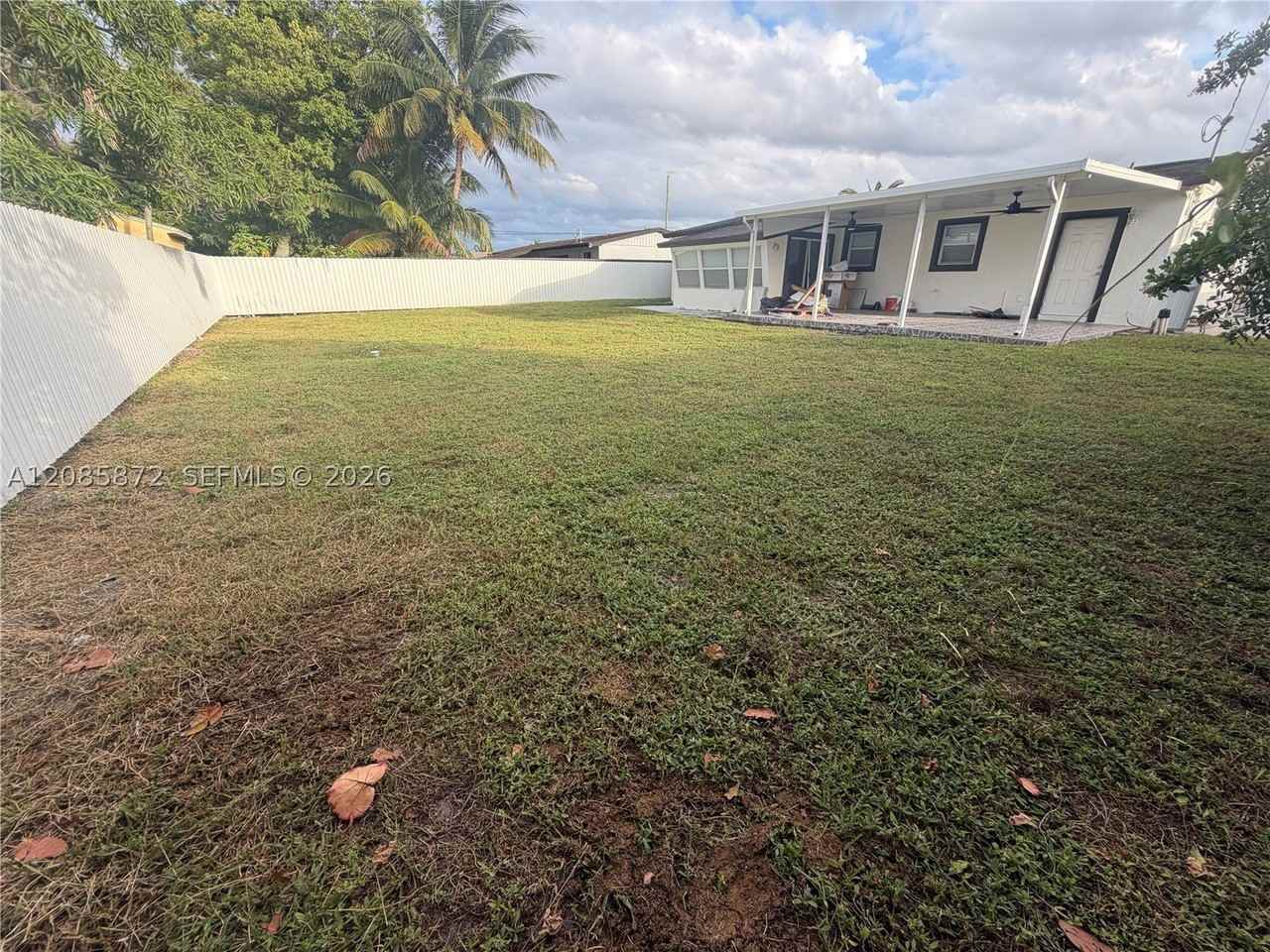 1311 Nw 176th Ter - Photo 5 of 14