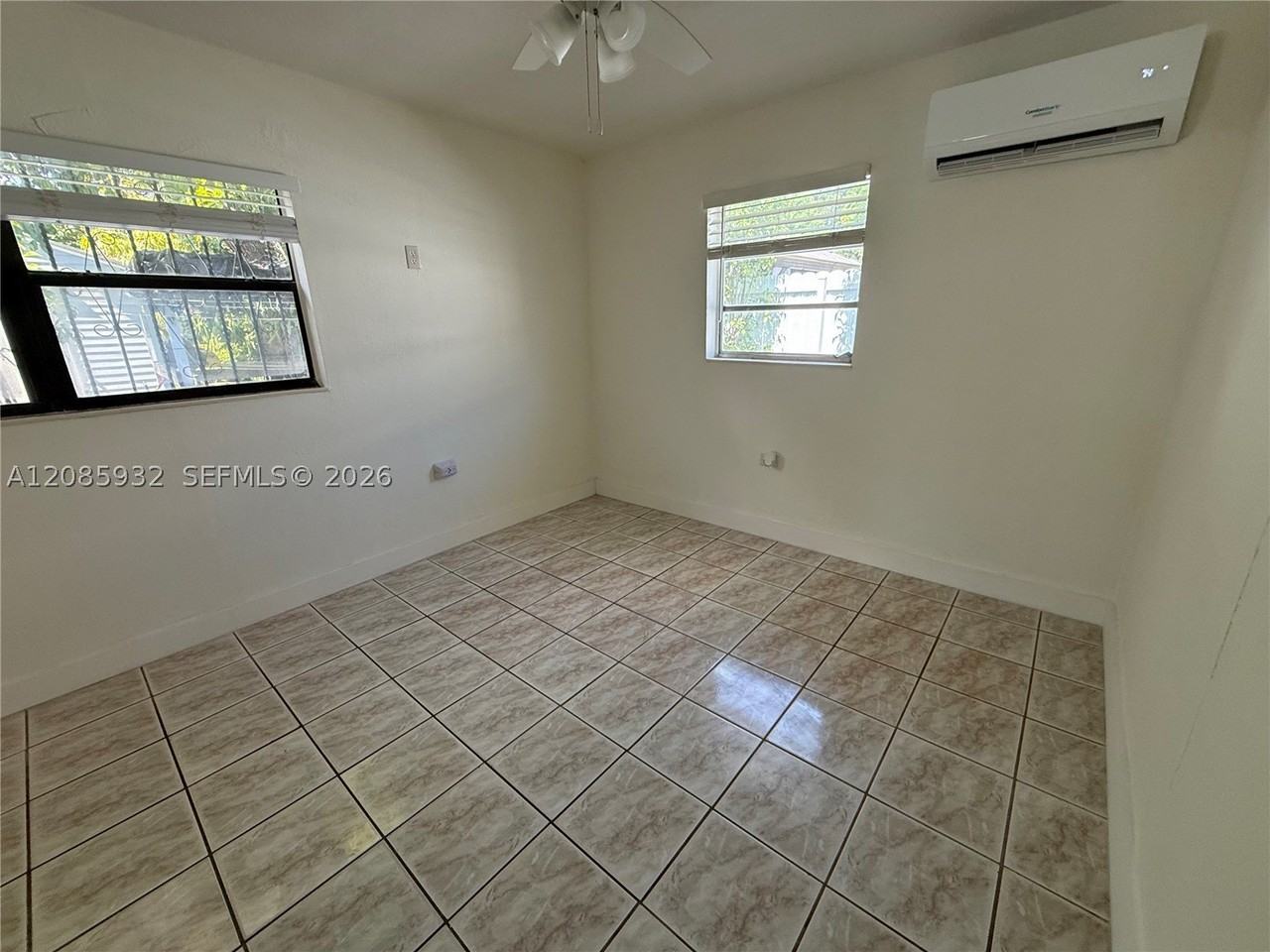 1405 Nw 121st St #2 - Photo 3 of 10