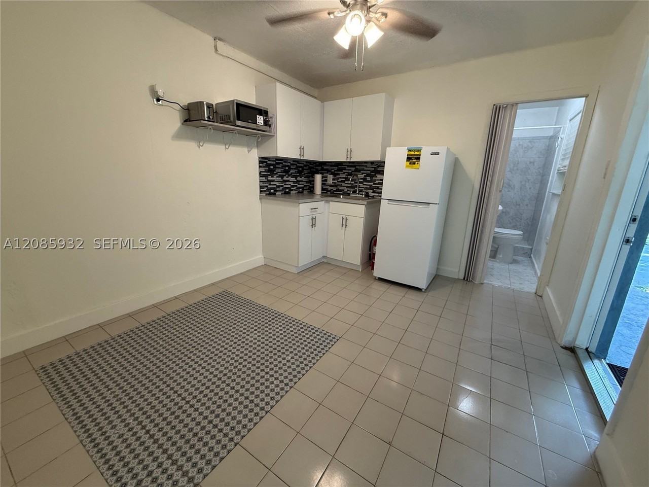1405 Nw 121st St #2 - Photo 7 of 10