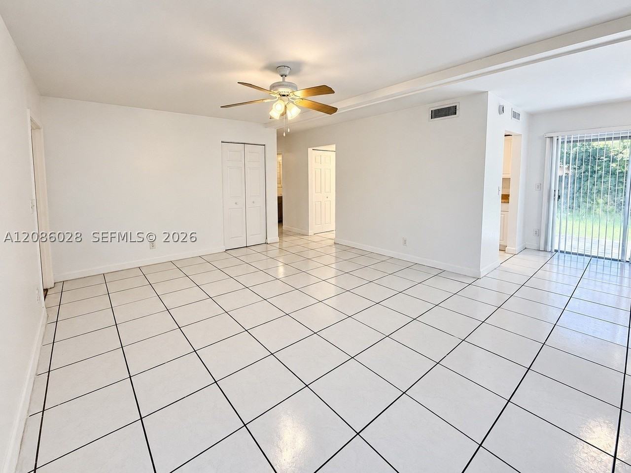7804 Nw 73rd Ter - Photo 5 of 22