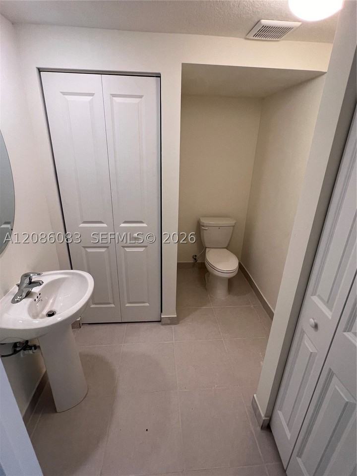 3342 W 112th St - Photo 7 of 24