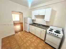 564 Ne 66th St #3 - Photo 1 of 1