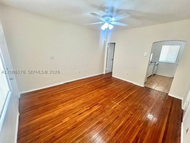 564 Ne 66th St #3 - Photo 3 of 5