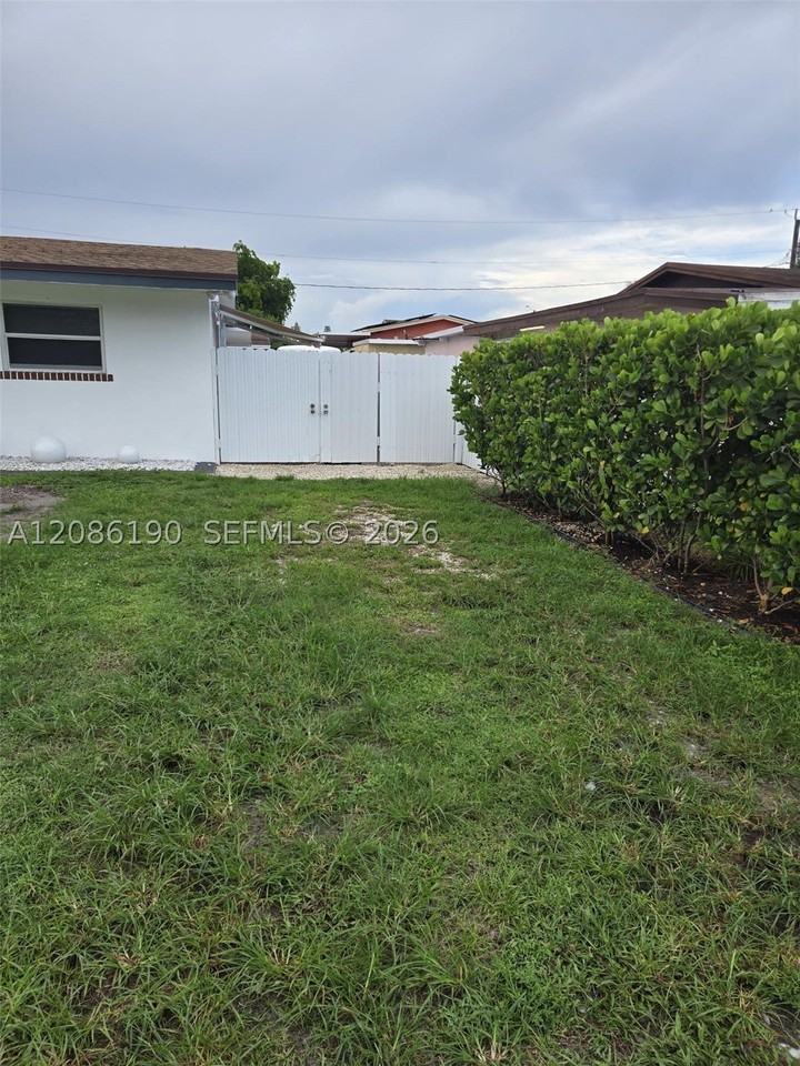 3835 Nw 185th St #EFF - Photo 2 of 19