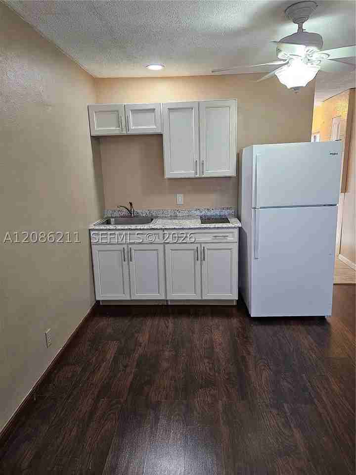 3500 Nw 39th St #0 - Photo 4 of 10