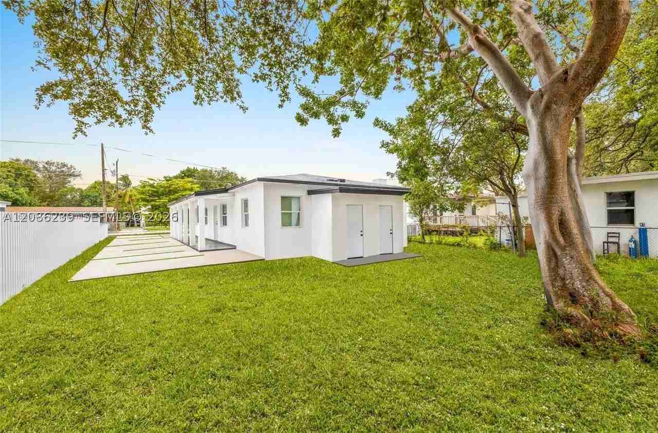 5509 Nw 5th Ct #5509 - Photo 2 of 9