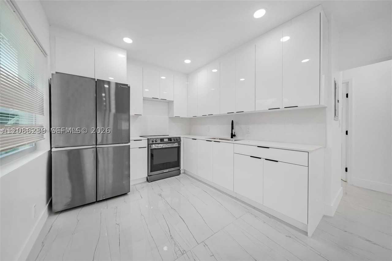 5509 Nw 5th Ct #5509 - Photo 5 of 9