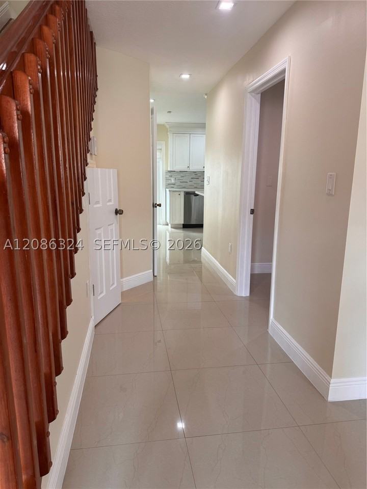 7075 Nw 173rd Dr #1406 - Photo 4 of 22