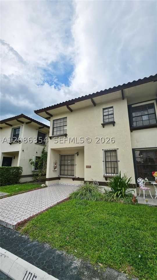 12247 Sw 17th Ln #105S - Photo 3 of 32