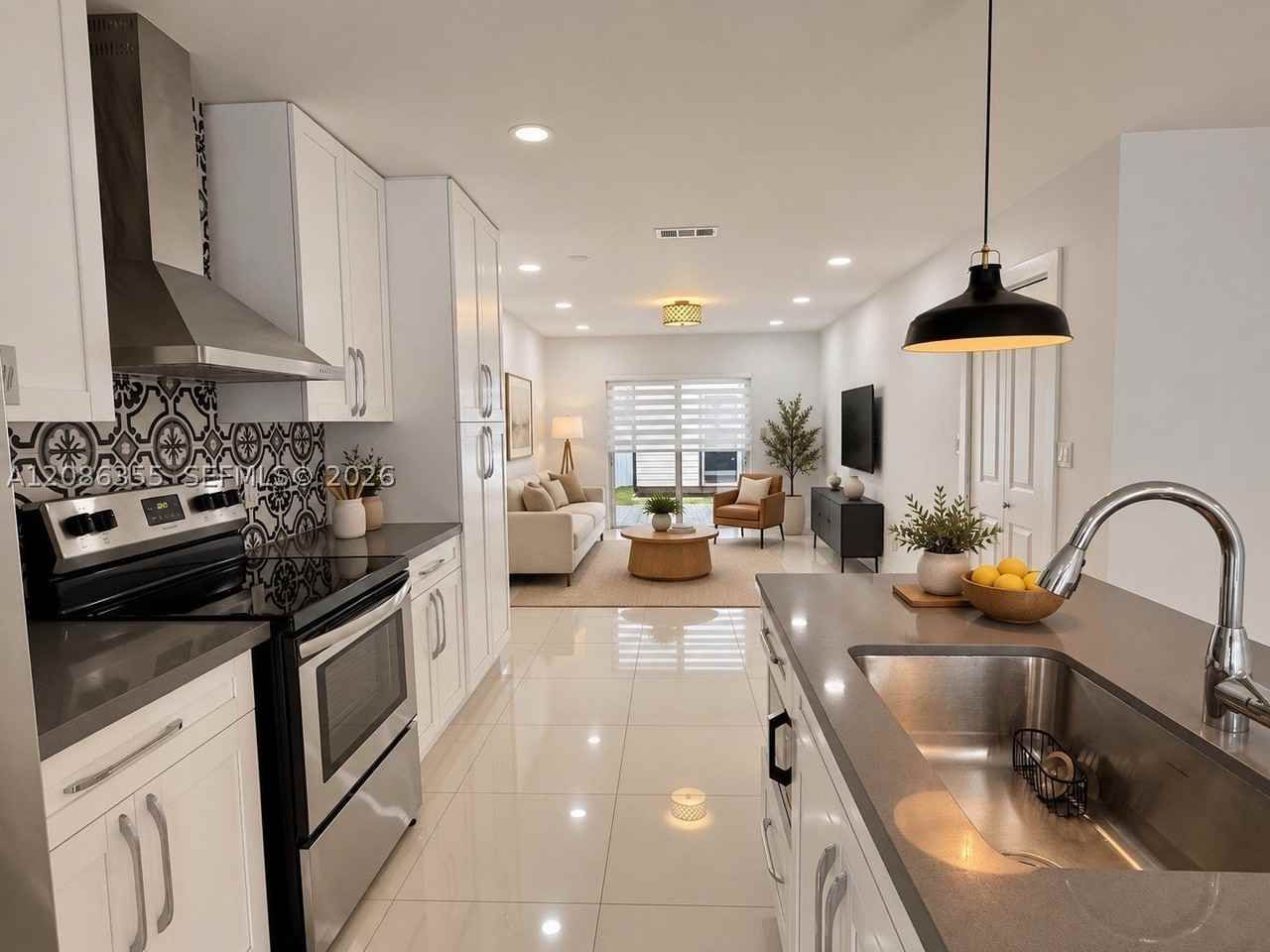 2420 Sw 102nd Ave - Photo 7 of 22