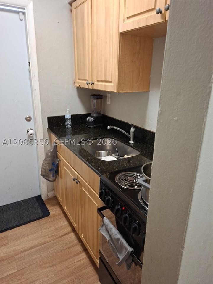 13025 Emerald Dr #252 - Photo 3 of 4