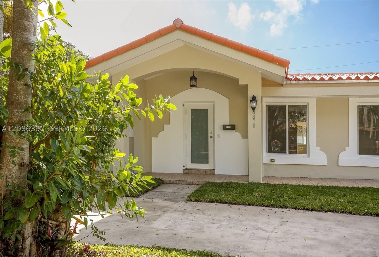 8870 Sw 87th St - Photo 2 of 20