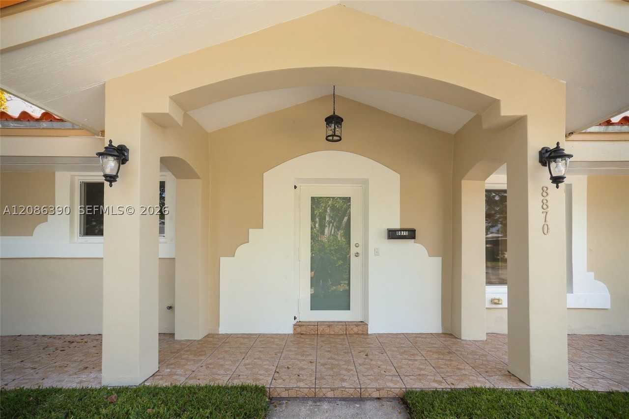 8870 Sw 87th St - Photo 3 of 20
