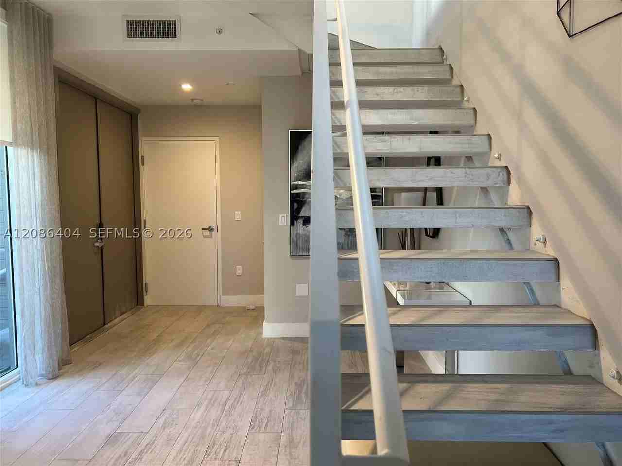 1000 99th St #6 - Photo 5 of 46