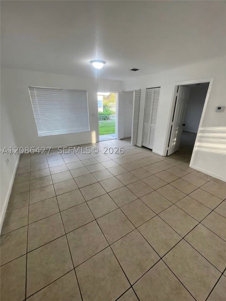 2150 Nw 65th St #2150 - Photo 3 of 12