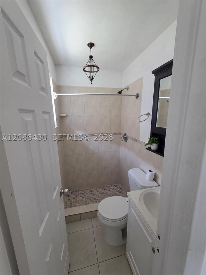 5731 Flagler St #3 - Photo 4 of 7