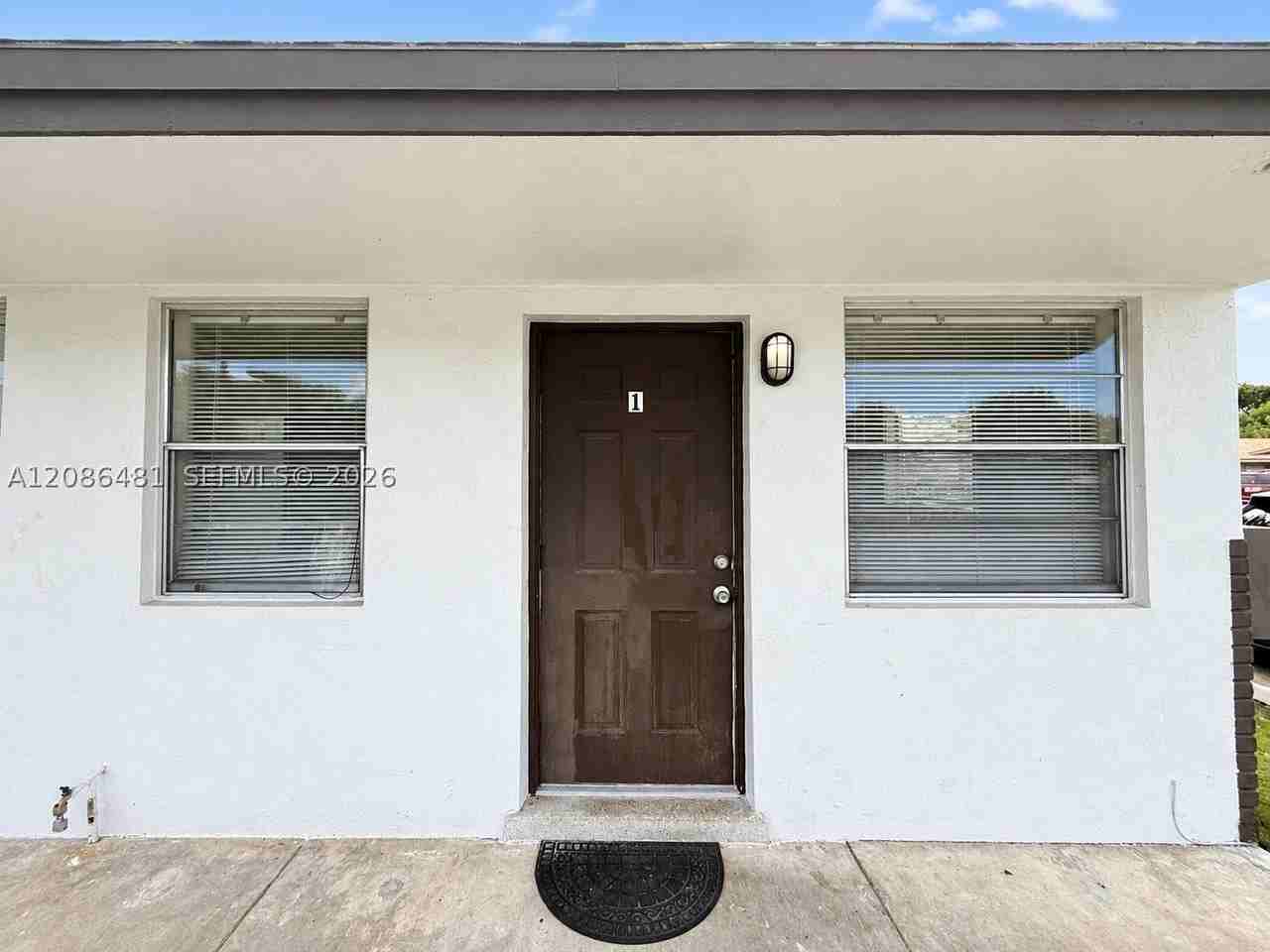 3639 Sw 13th Ct #1