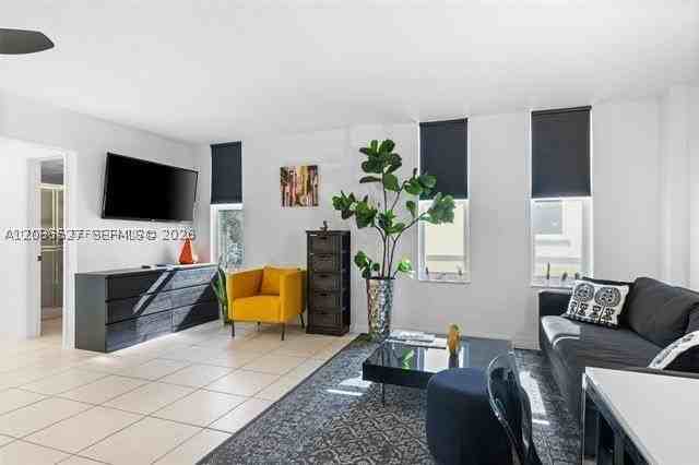 801 S Ocean Dr #207 - Photo 4 of 23
