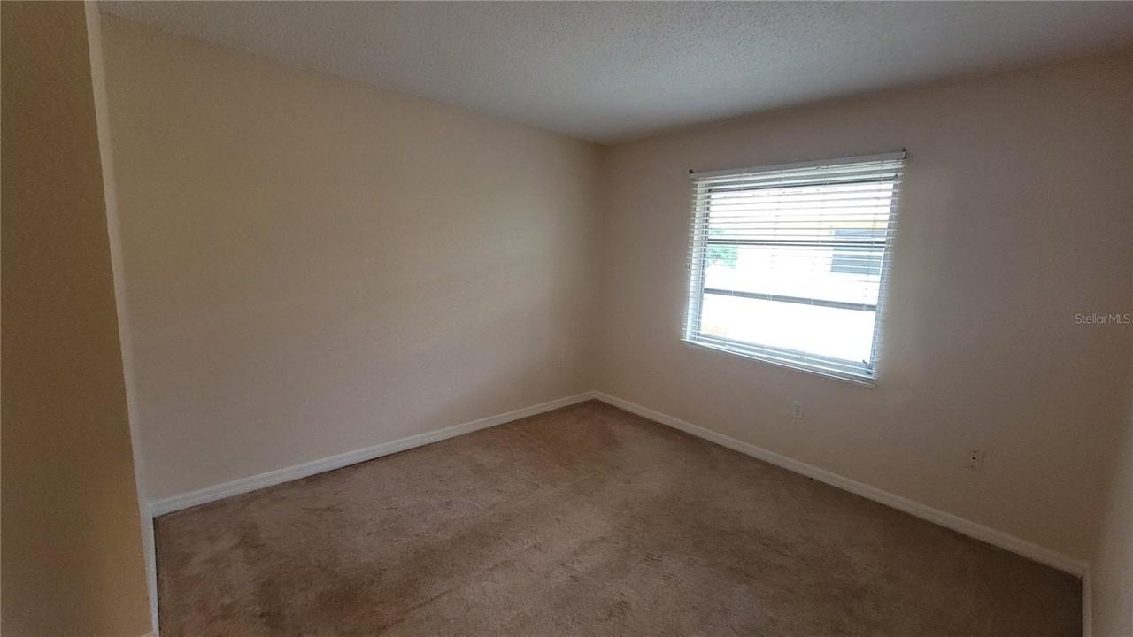 960 La Costa Cir #2 - Photo 7 of 17