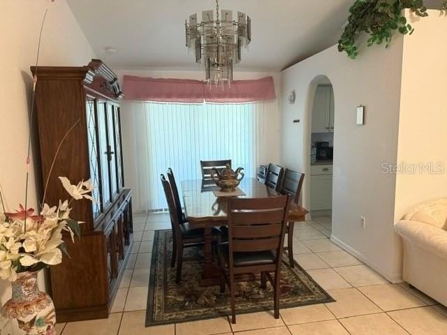 21239 Gaylord Ave - Photo 4 of 26