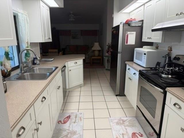 21239 Gaylord Ave - Photo 5 of 26