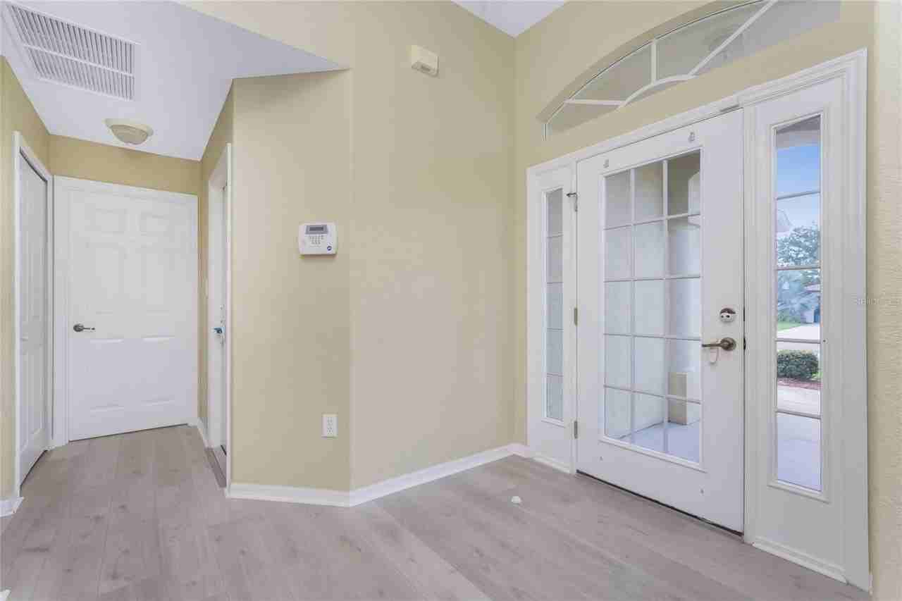25334 Narwhal Ln - Photo 3 of 37