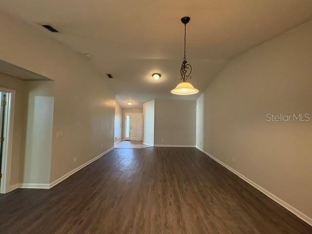 60 Plain View Dr #B - Photo 4 of 15