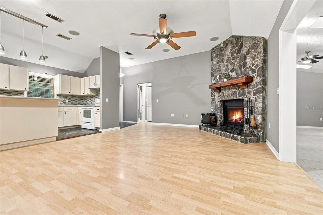 5201 Sw 86th Ter - Photo 5 of 26